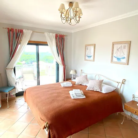 Falesia Penthouse Апартаменты